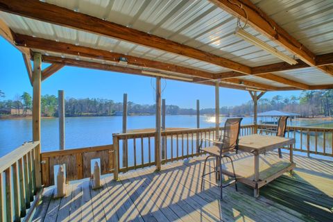 Homes For Sale - 434 Ramsey Drive<br/> Sabine County, Hemphill, TX 75948