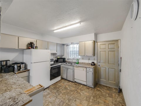 Tiny photo for 6305 Westward Street #139, Houston, TX 77081 (MLS # 65220998)