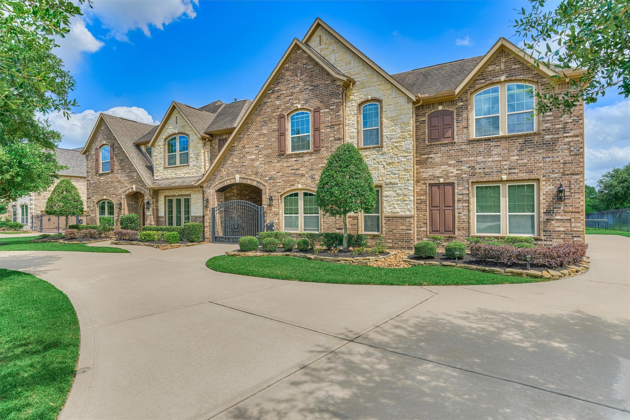 21411 Fairhaven Creek Drive