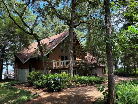 Photo of 20868 Bay Shore Drive, Flint, TX 75762 (MLS # 31640894)