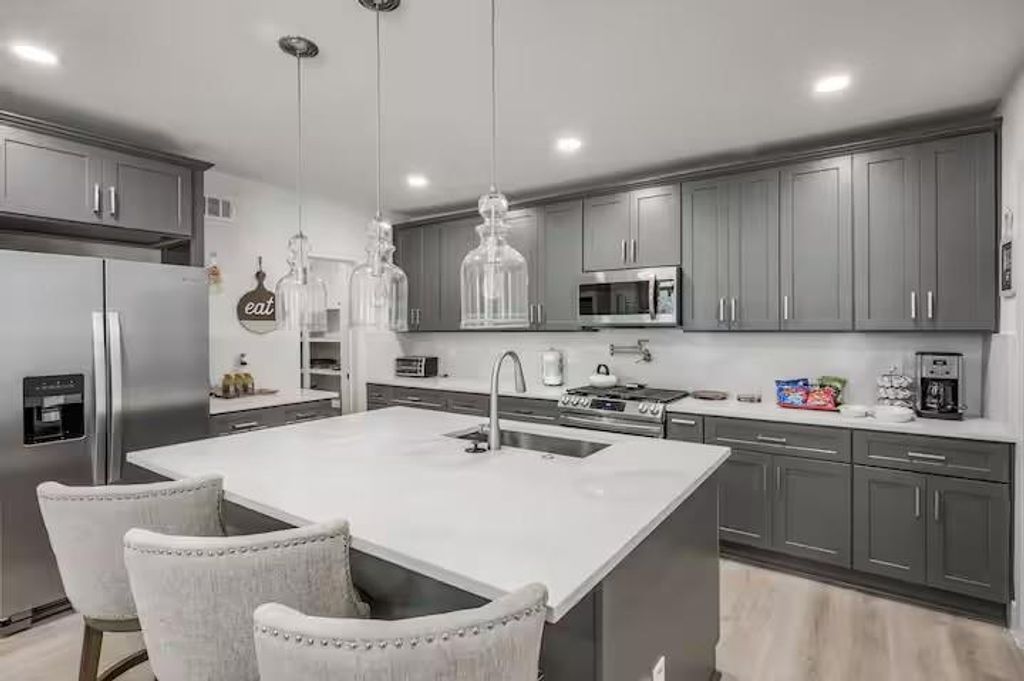 Photo of 1513 40th Street, Galveston, TX 77550 (MLS # 43801165)