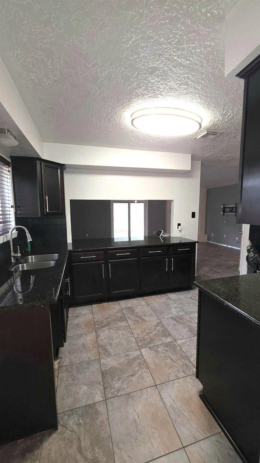 9811 Rocky Hollow Road