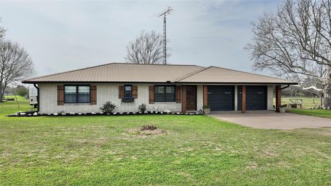 Photo of 6603 Us Highway 90a W, Shiner, TX 77984 (MLS # 4223186)