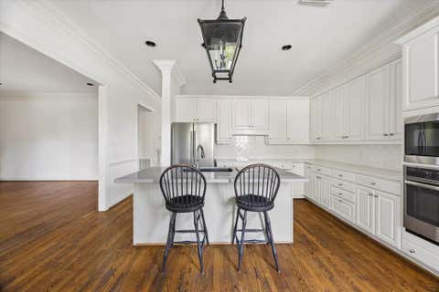 Tiny photo for 6022 Burgoyne Road, Houston, TX 77057 (MLS # 97969325)
