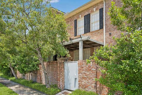 Photo of 6022 Burgoyne Road, Houston, TX 77057 (MLS # 97969325)