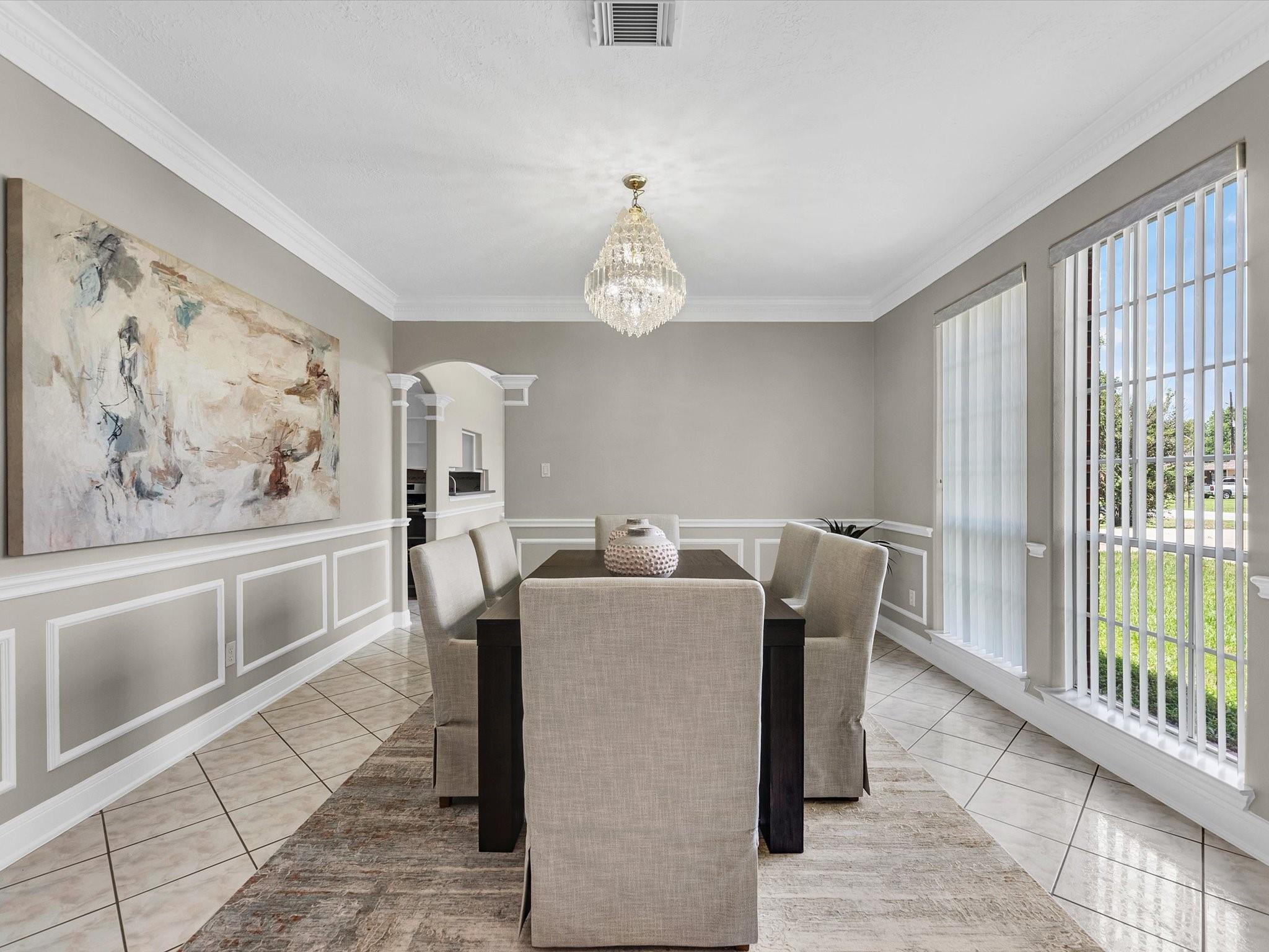 5005 Meadowlark Lane