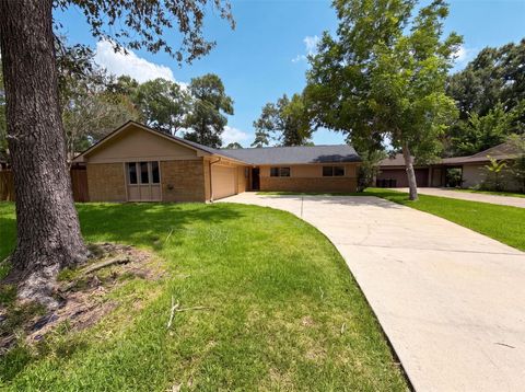 Photo of 719 Equinox Street, Crosby, TX 77532 (MLS # 21177636)