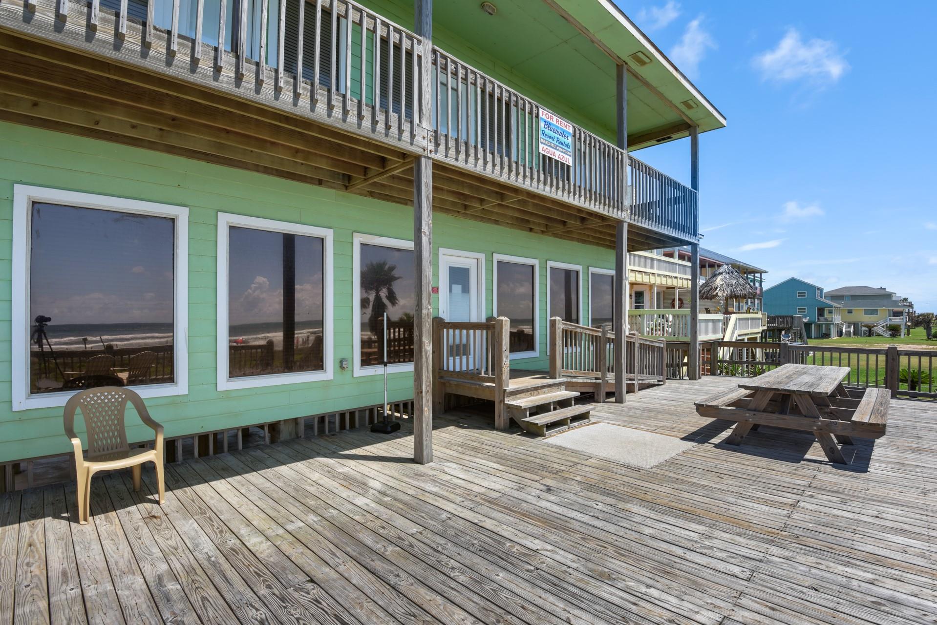 2438 Bluewater Highway