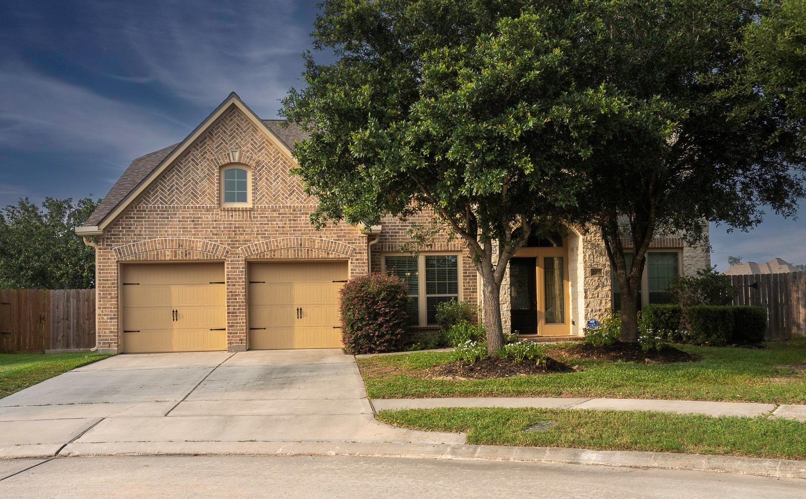 2803 Woodland Glen Lane