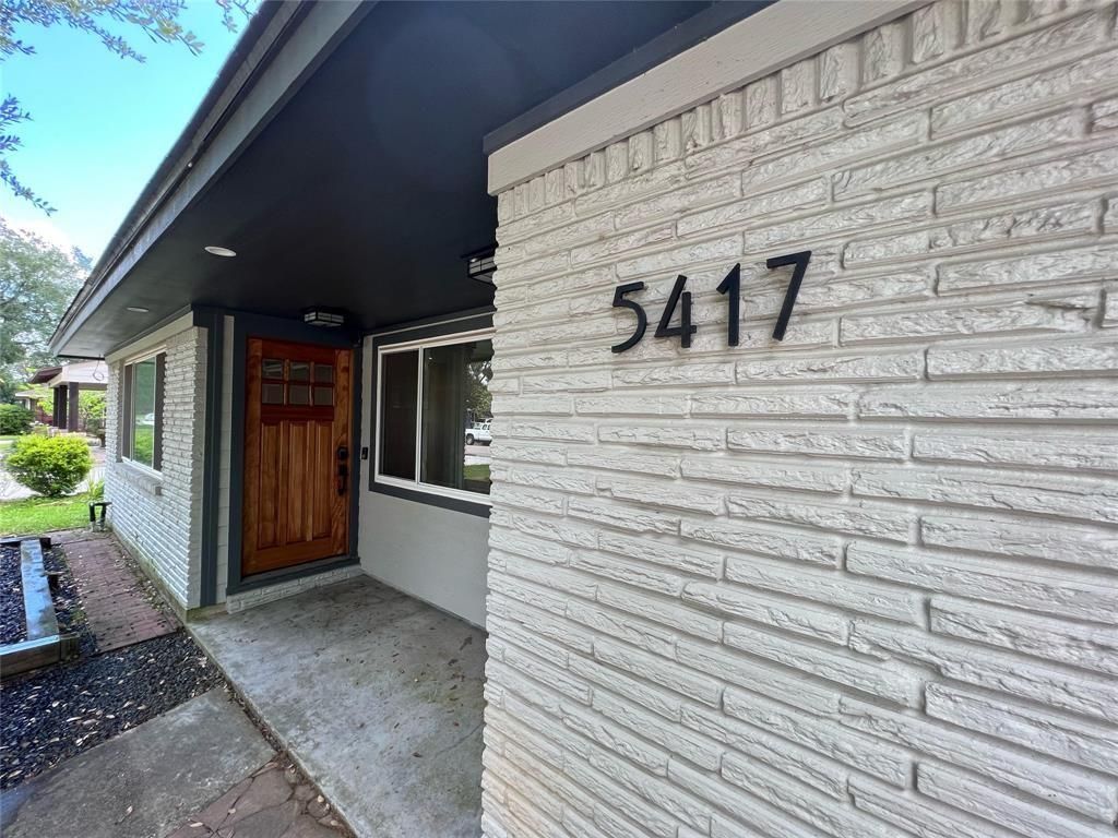 Photo of 5417 De Milo Drive, Houston, TX 77092 (MLS # 10326355)