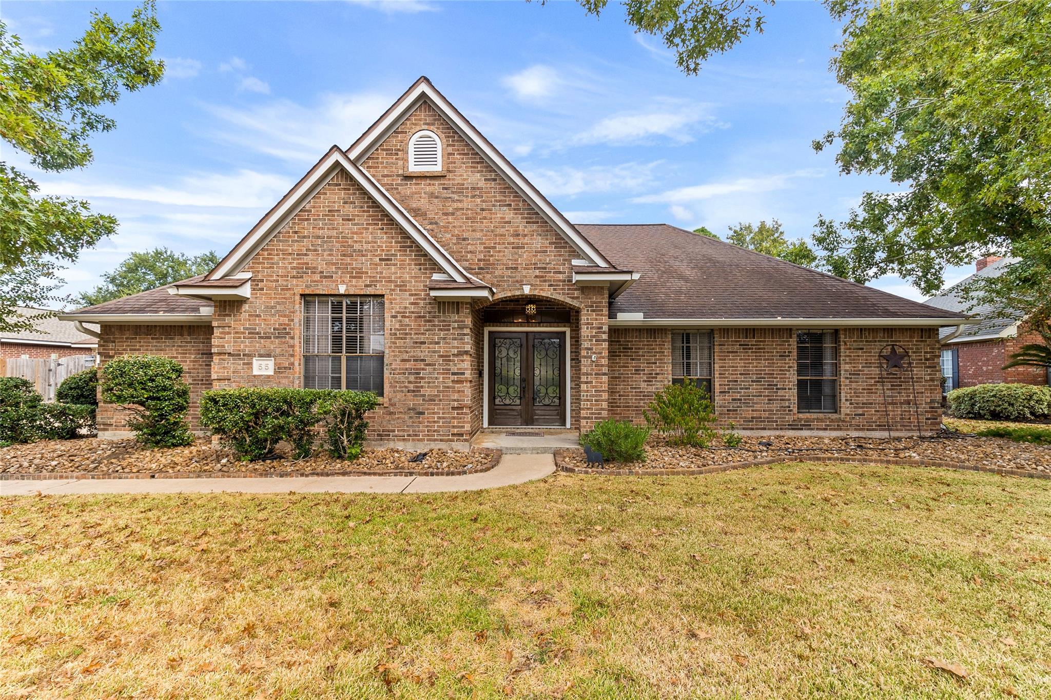 55 Silver Lace Court