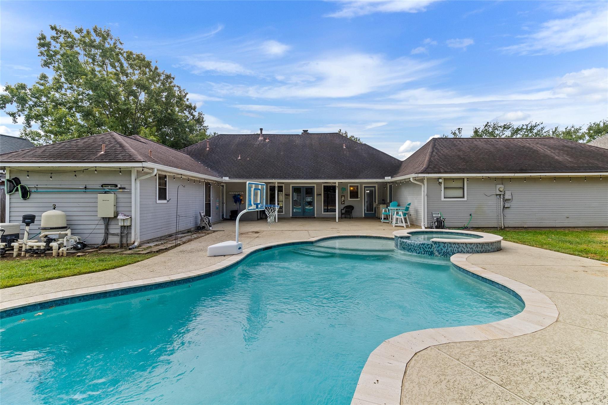 55 Silver Lace Court