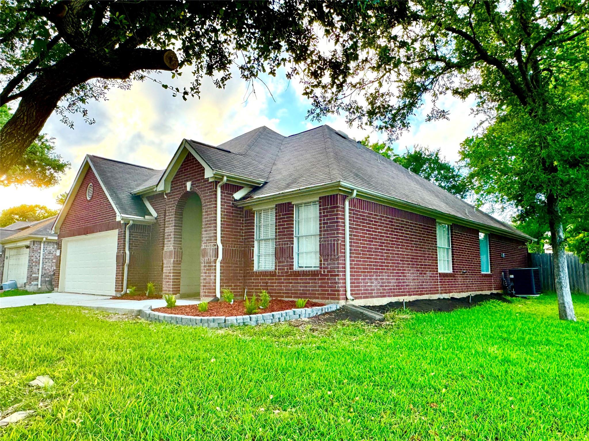 3002 Summerfield Ridge Court