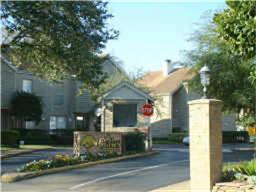 Photo of 2100 Tanglewilde Street #680, Houston, TX 77063 (MLS # 98149240)