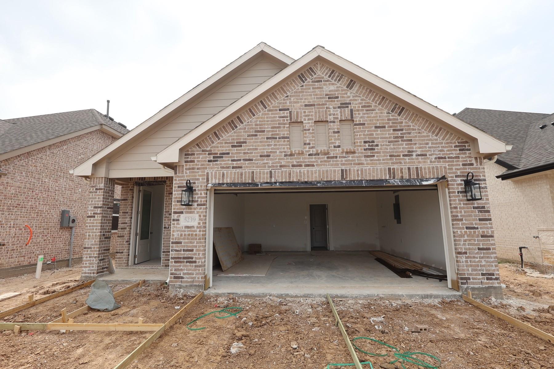 5239 Light Willow Lane