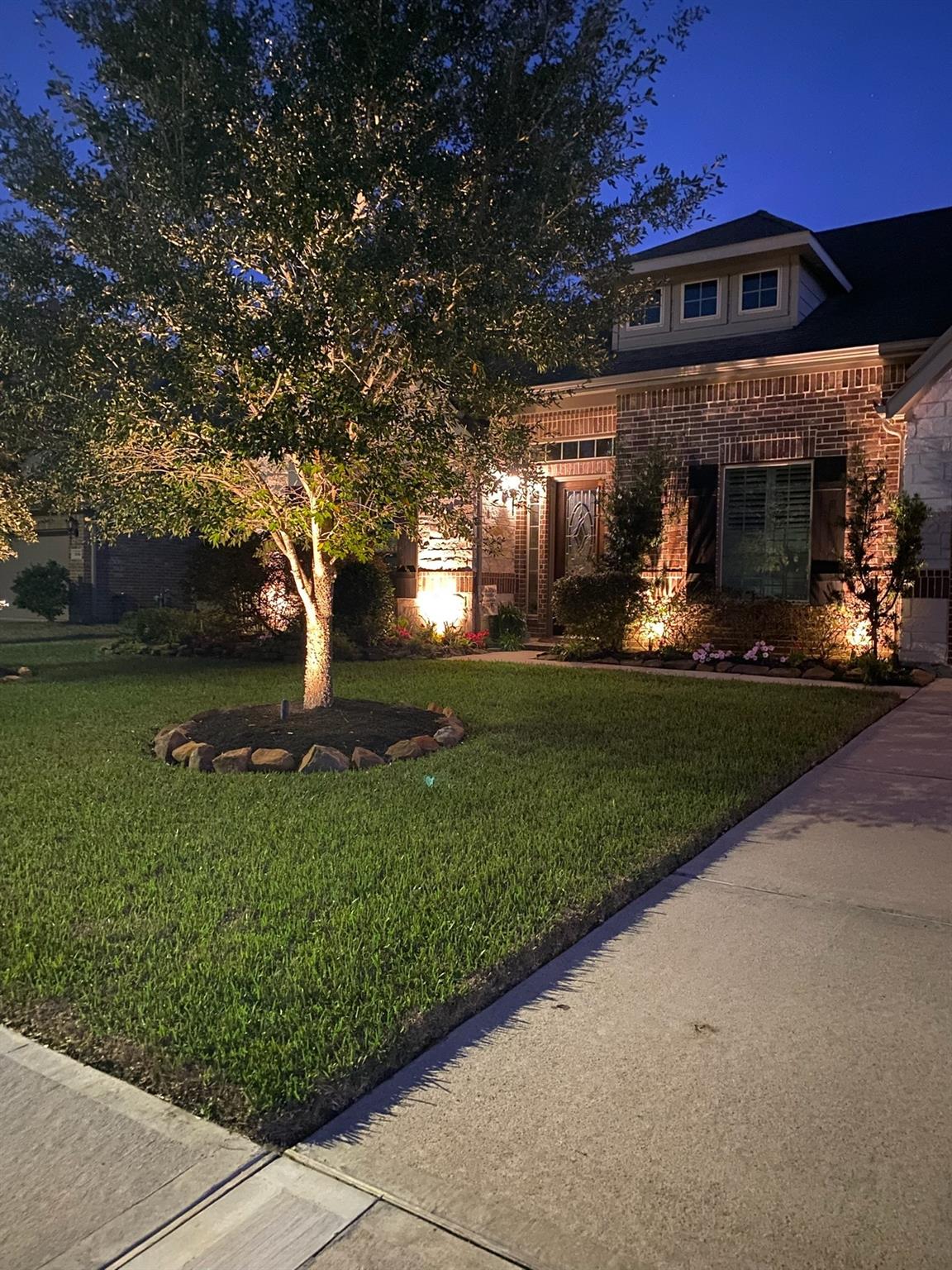 8020 Serenity Drive