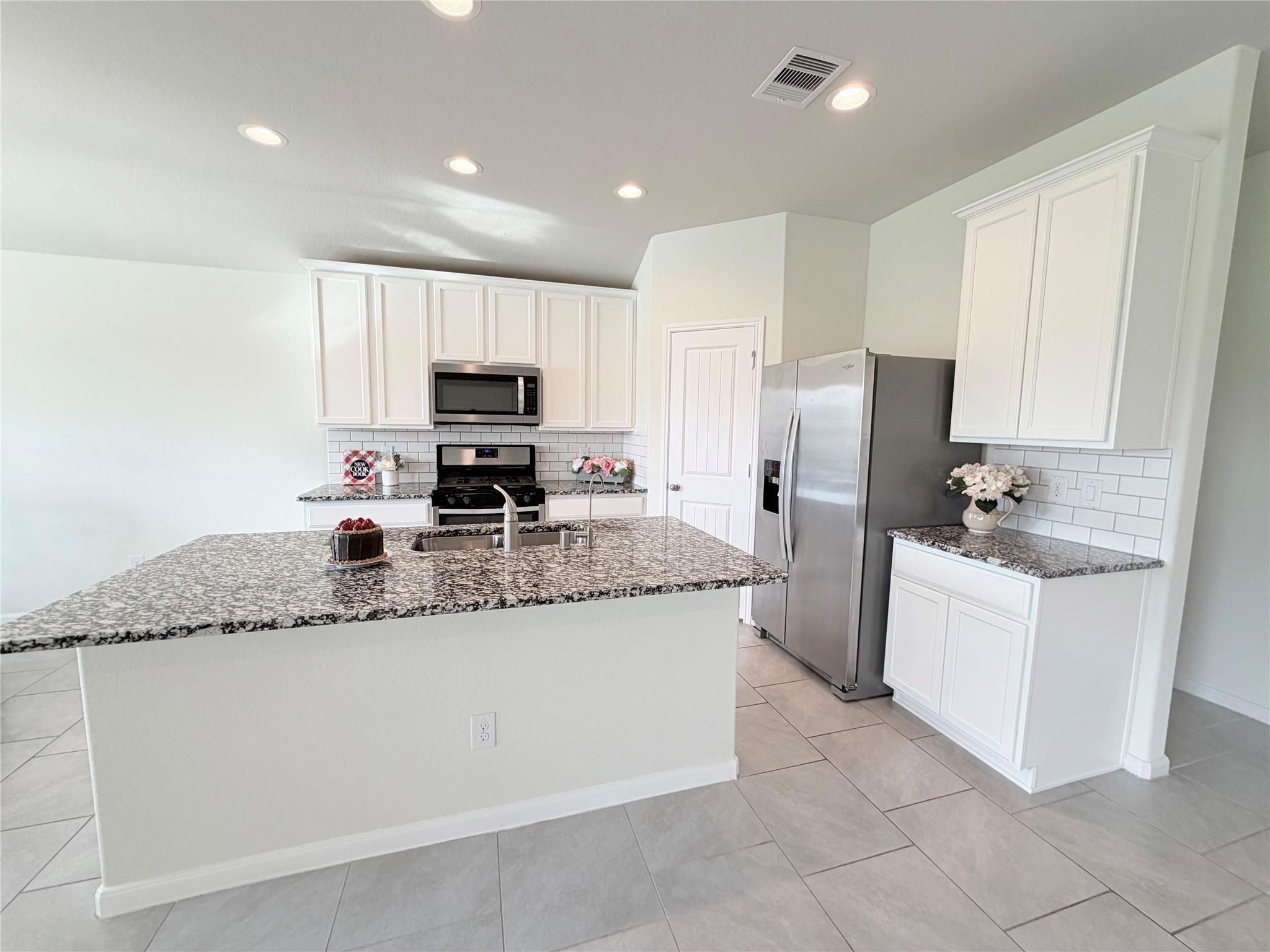7410 Highland Chase Drive