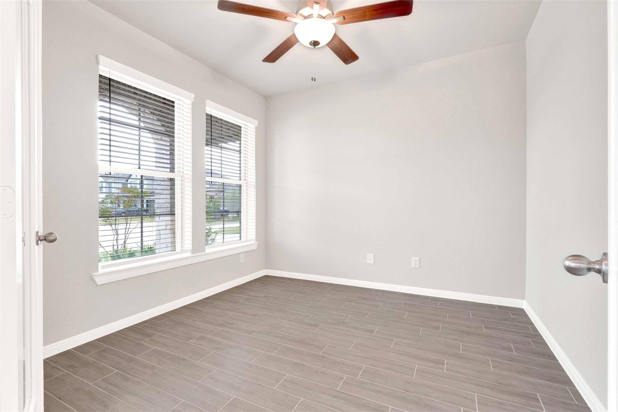 30407 Centipede Grove Lane