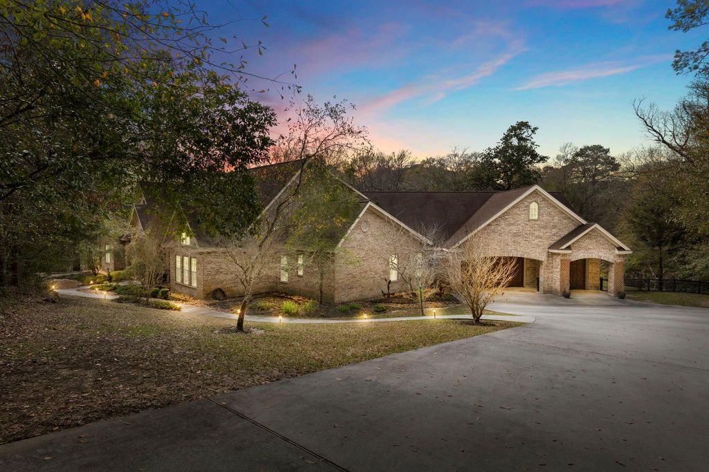 Photo of 7421 Enchanted Stream Drive, Conroe, TX 77304 (MLS # 91710865)