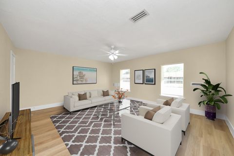 13606 Sunrose Lane Houston TX 77045