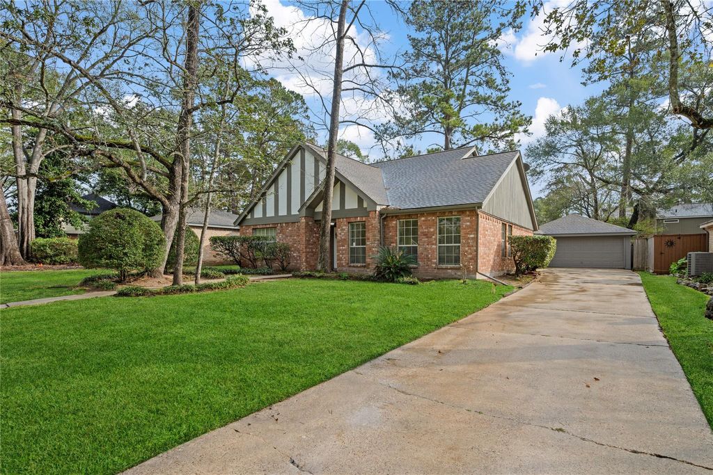 Photo of 3514 Riverwood Park Drive, Kingwood, TX 77345 (MLS # 65080349)