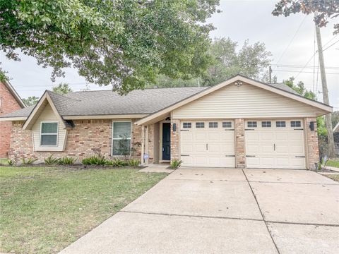 Photo of 3123 Lazy Spring Drive, Houston, TX 77080 (MLS # 26888308)