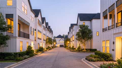 Photo of 1004 Golden Nectar Lane, Houston, TX 77008 (MLS # 62067672)
