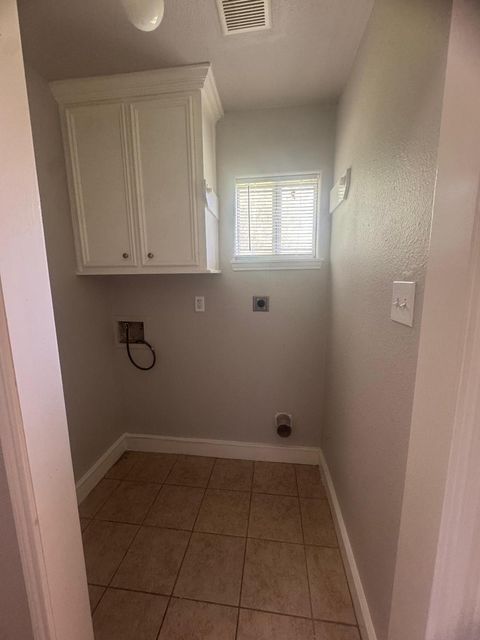 Tiny photo for 3109 Airport Boulevard, Houston, TX 77051 (MLS # 12062084)
