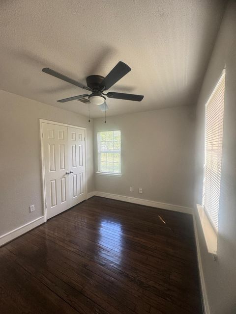 Tiny photo for 3109 Airport Boulevard, Houston, TX 77051 (MLS # 12062084)