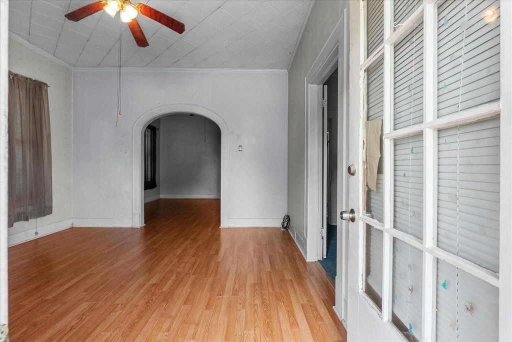 Photo of 3322 Avenue Q 1/2, Galveston, TX 77550 (MLS # 49216627)