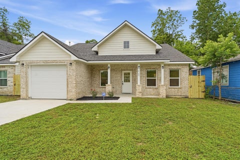 Photo of 6109 Woodrow Street, Texas City, TX 77591 (MLS # 72315527)