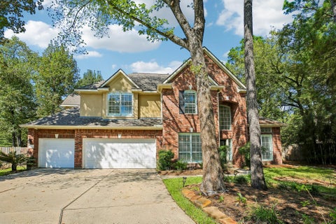 Photo of 14 Guinevere Place, The Woodlands, TX 77384 (MLS # 75321274)