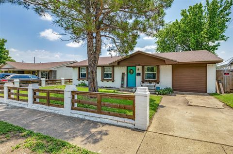 Photo of 3540 Frosty Trail, Dallas, TX 75241 (MLS # 45028483)