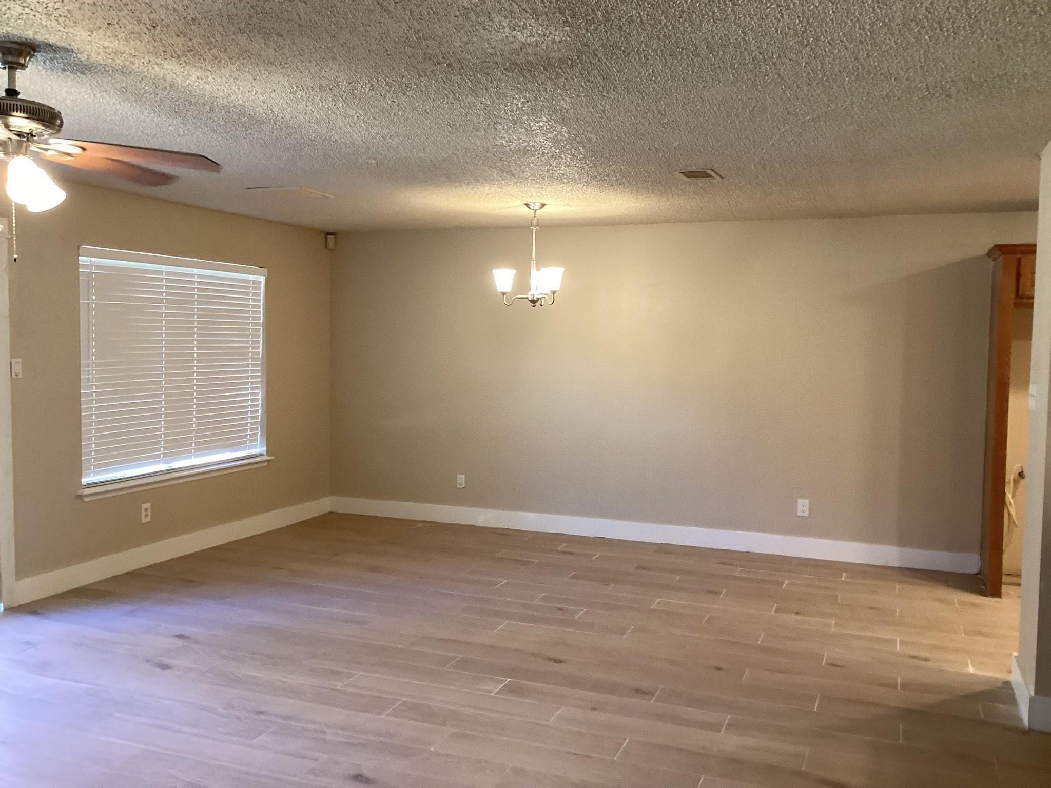 2511 Peaceful Valley Drive