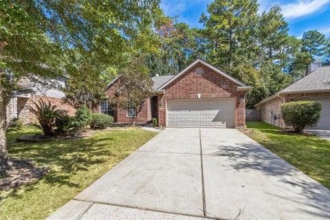 Photo of 22 Colewood Court, The Woodlands, TX 77382 (MLS # 61250562)