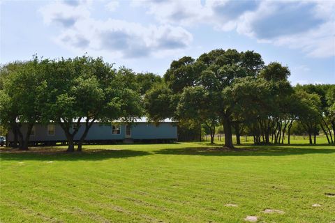 Photo of 13337 Us Highway 90a E, Hallettsville, TX 77964 (MLS # 44688126)