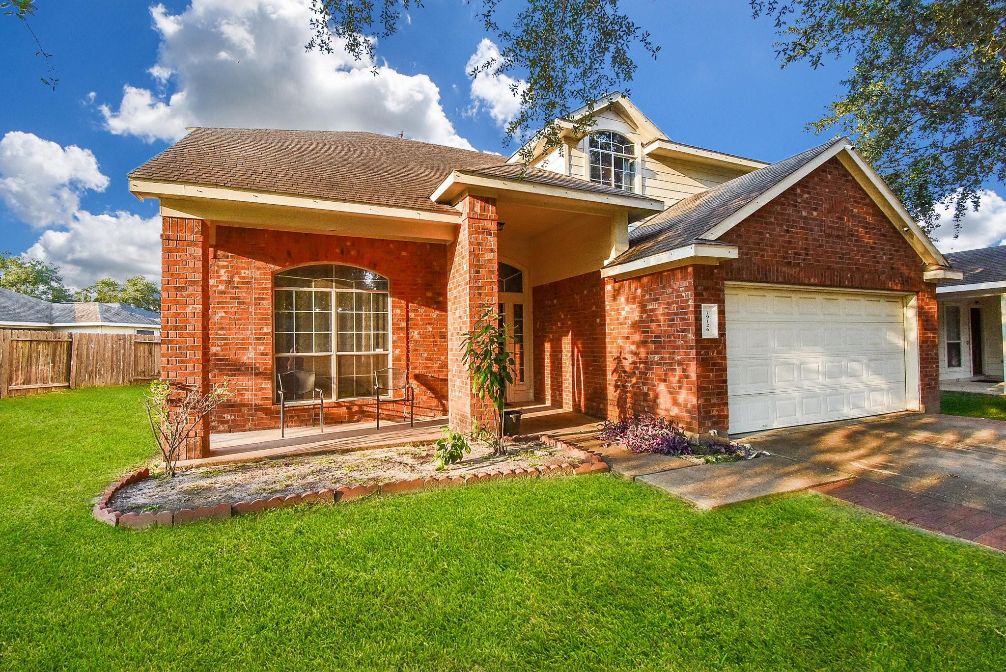 19126 Mossy Hedge Lane