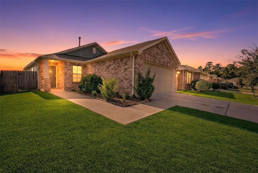 Photo of 461 Camas Creek Lane, Magnolia, TX 77354 (MLS # 59386456)