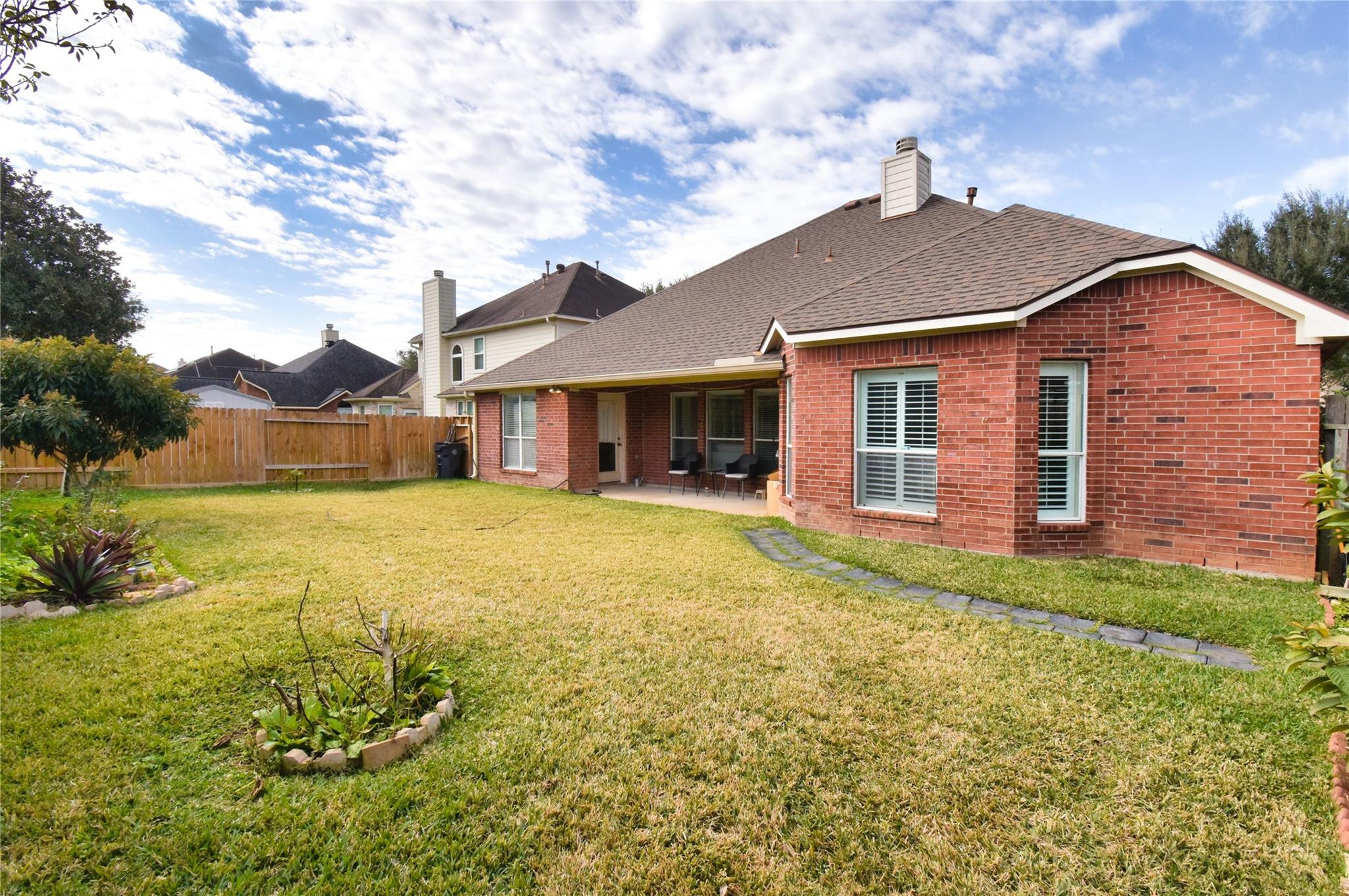 2611 Plantation Hollow Court