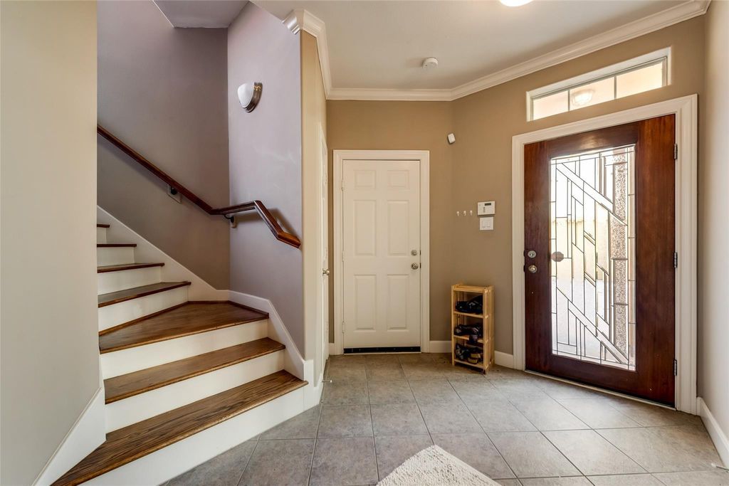 Photo of 1113 Peveto Street #B, Houston, TX 77019 (MLS # 7274677)