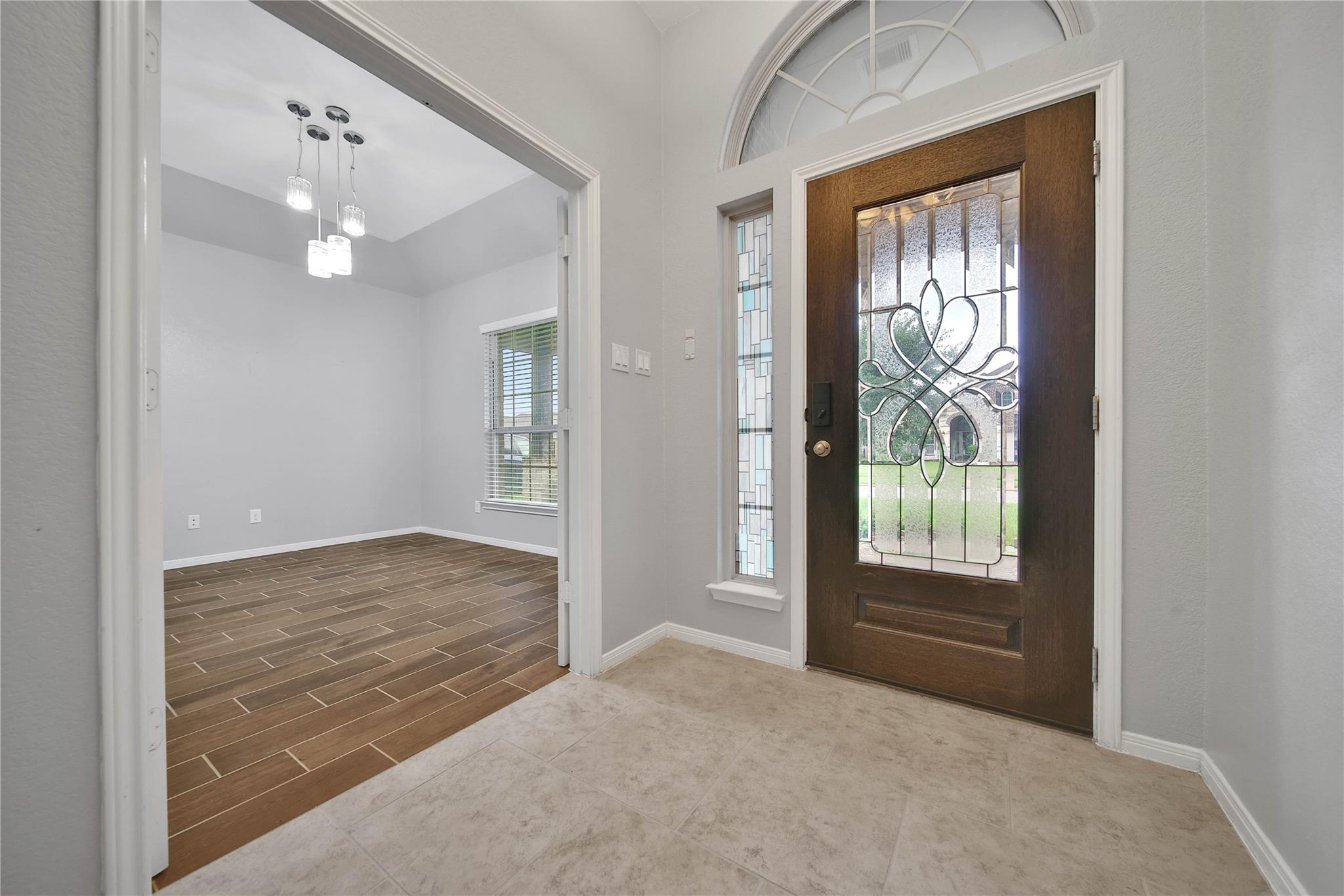 5511 Claymore Meadow Lane
