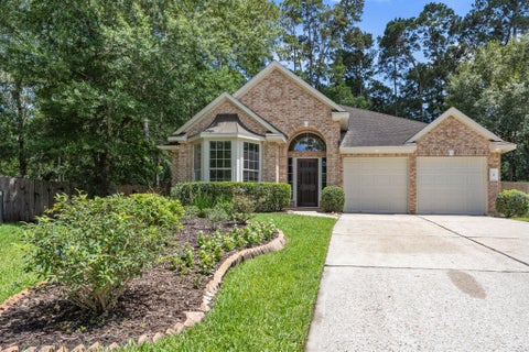 Photo of 2 Gilded Crest Court, The Woodlands, TX 77382 (MLS # 81211243)