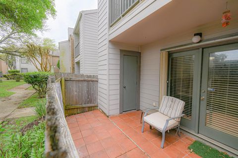 Photo of 3220 69th Street #D3, Galveston, TX 77551 (MLS # 66281526)