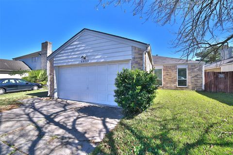 Photo of 6855 Caddo Lake Lane, Houston, TX 77083 (MLS # 34487599)