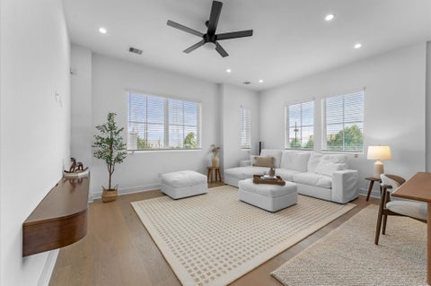 Photo of 4325 Arlington Street, Houston, TX 77022 (MLS # 19021153)