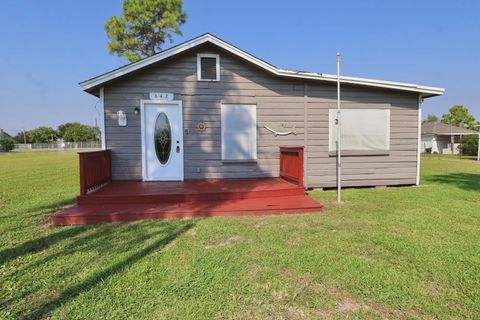 Photo of 642 5th Street, Dickinson, TX 77539 (MLS # 23064505)