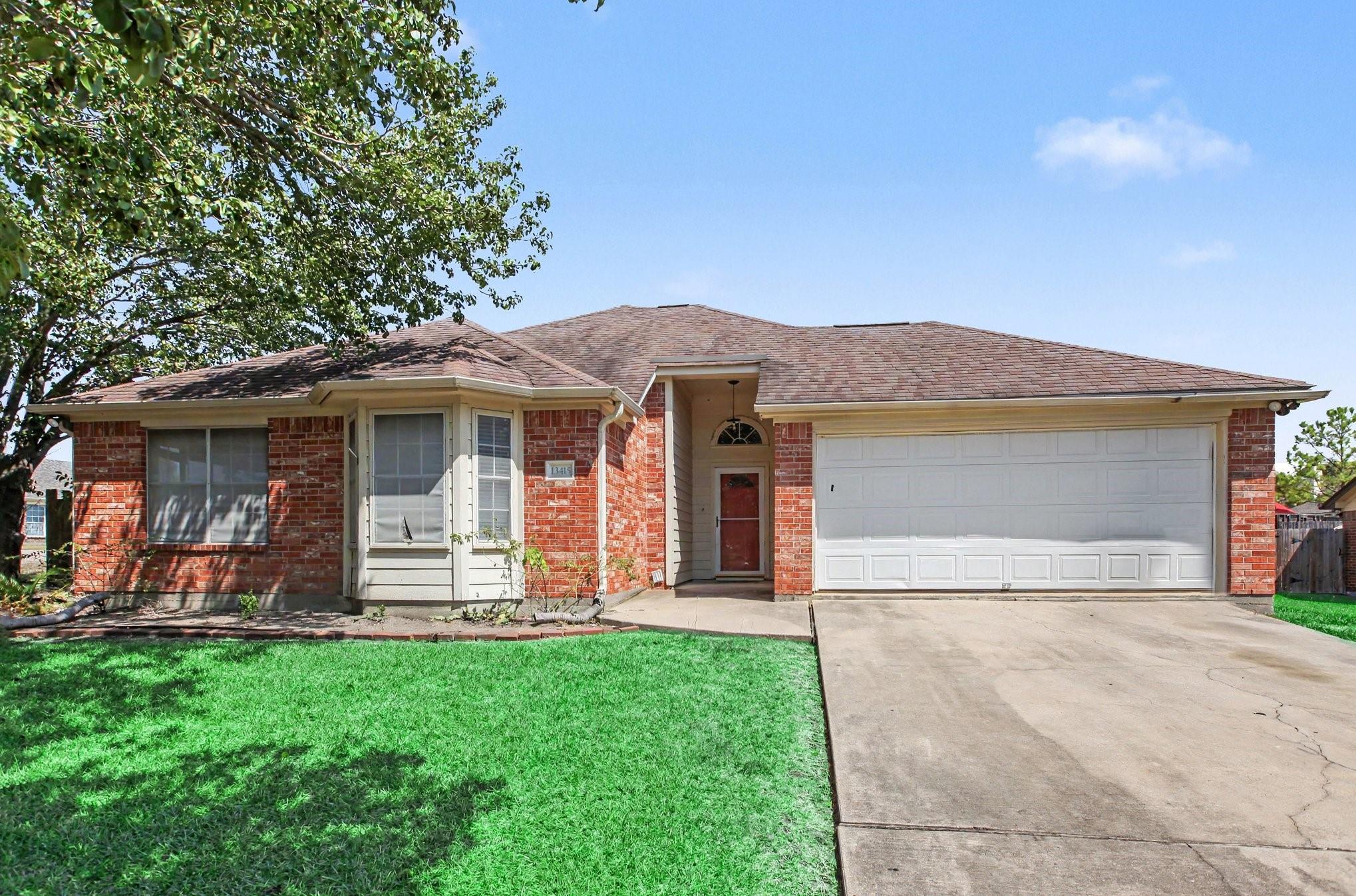 13415 Lake Breeze Lane