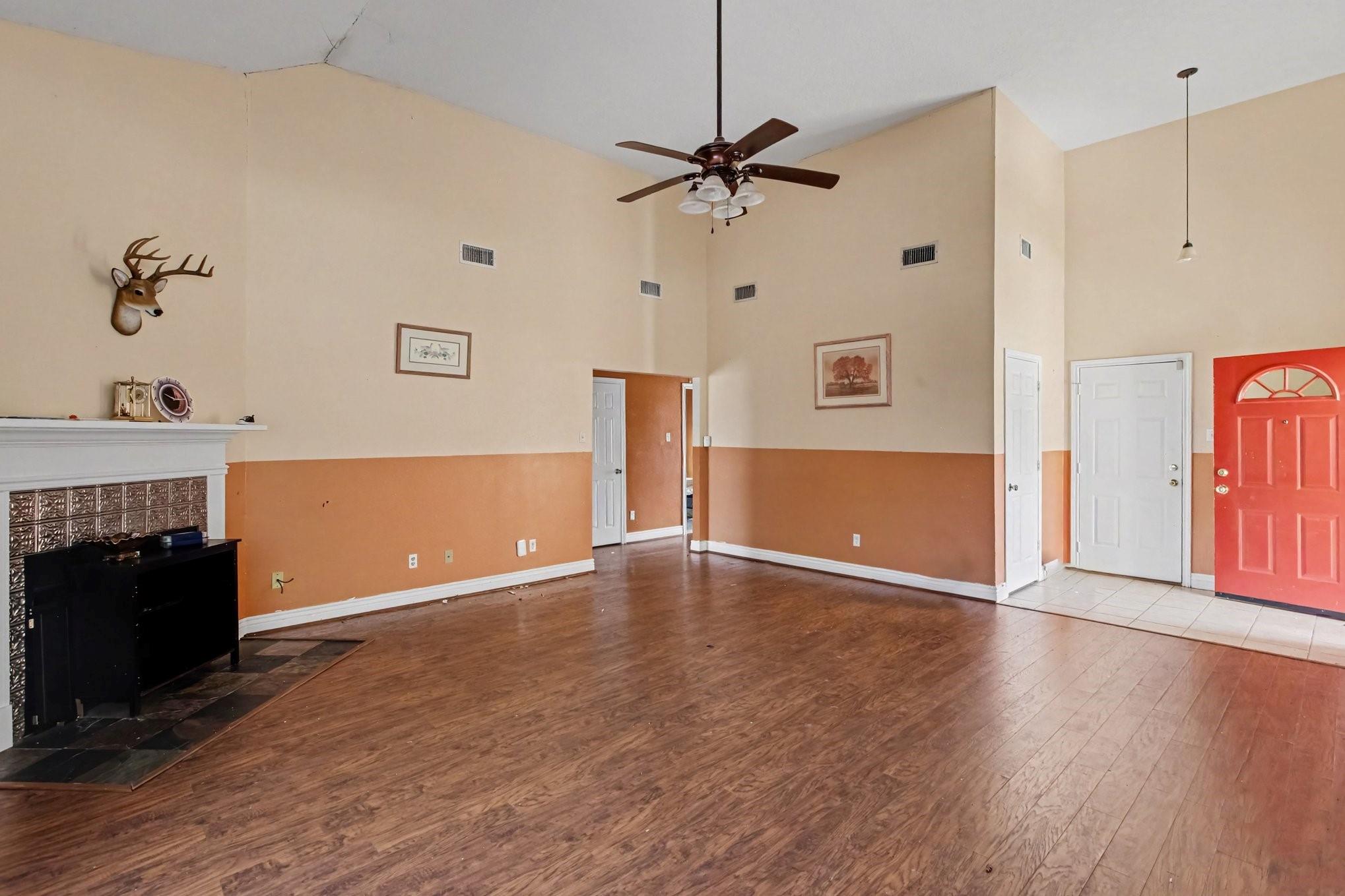13415 Lake Breeze Lane