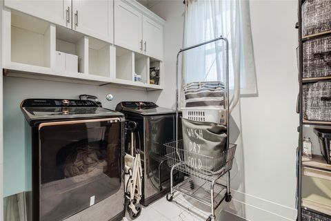 Tiny photo for 4821 Walters Road, Richmond, TX 77469 (MLS # 62101556)