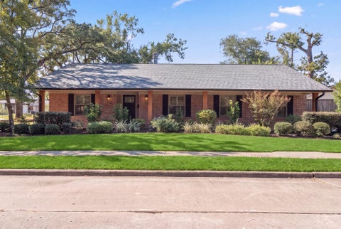 Photo of 6202 Wynnwood Lane, Houston, TX 77008 (MLS # 64366711)